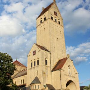 Herz-Jesu Kirche (Singen, Germany)